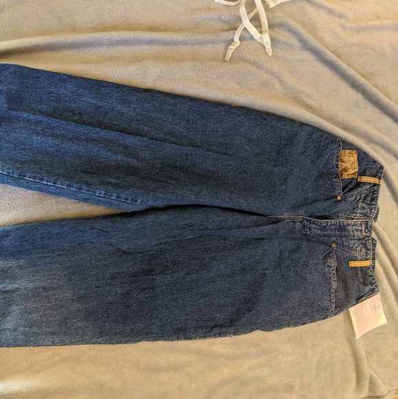 Vintage Hollywood Jeans - Picture 2 of 3